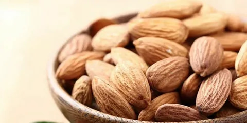 تصویر 1 از خرید و قیمت بادام درختی گلستان + فروش عمده